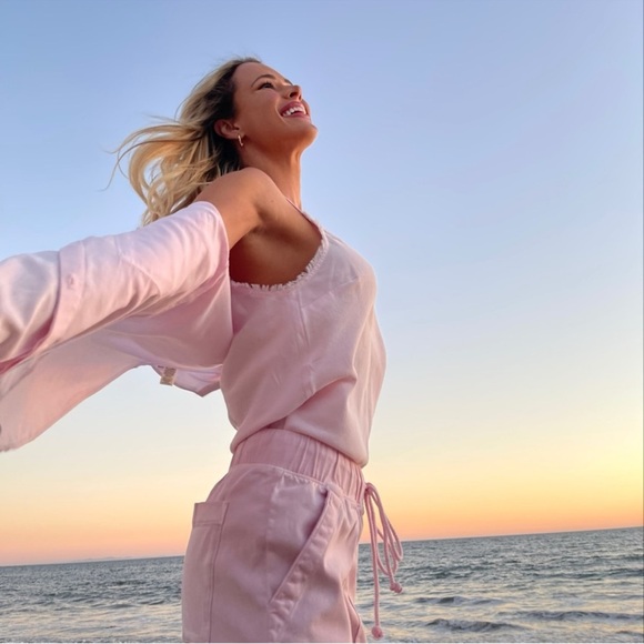 NWT Pocket Cargo Joggers Rose Petal Pink Small $168 sold out color @ Bella Dahl - Picture 6 of 15